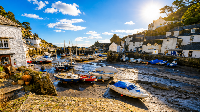 Polperrow Harbour 768x432